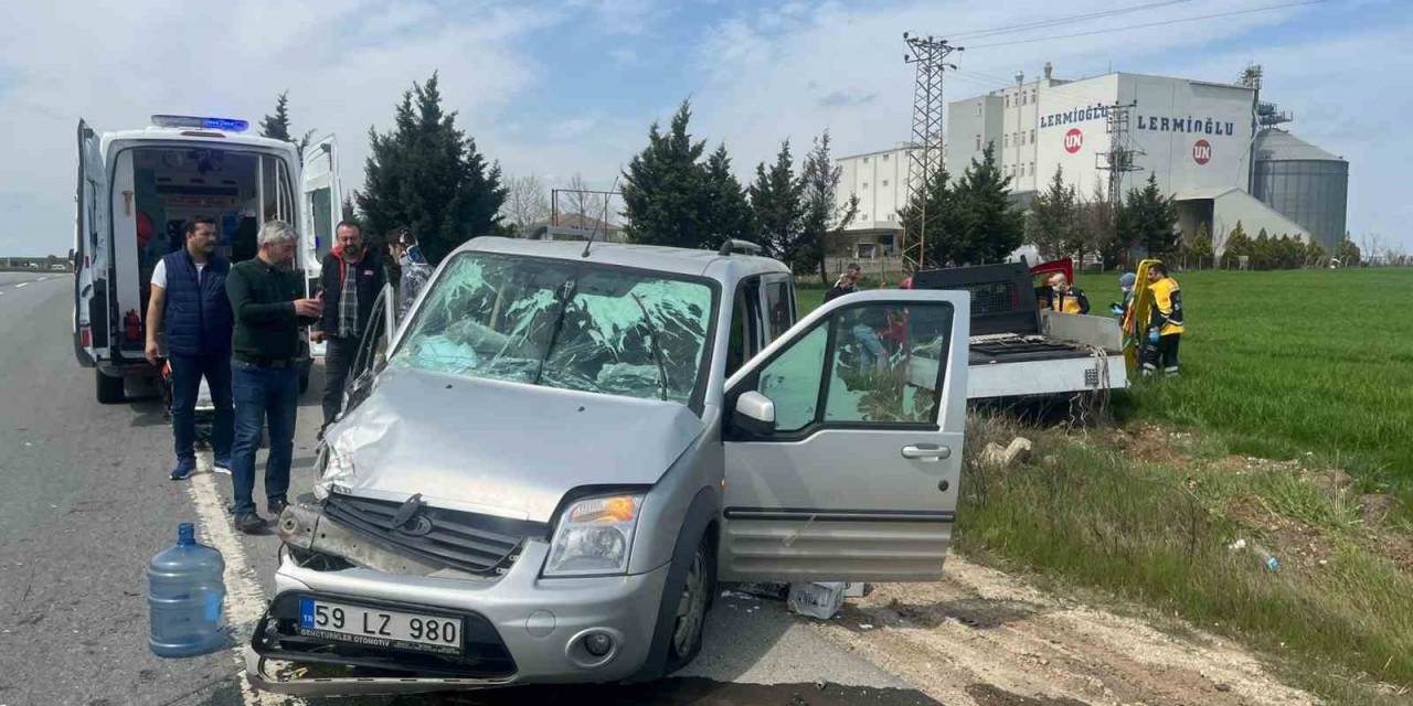 Kırklareli’nde Trafik Kazası: 2 Yaralı