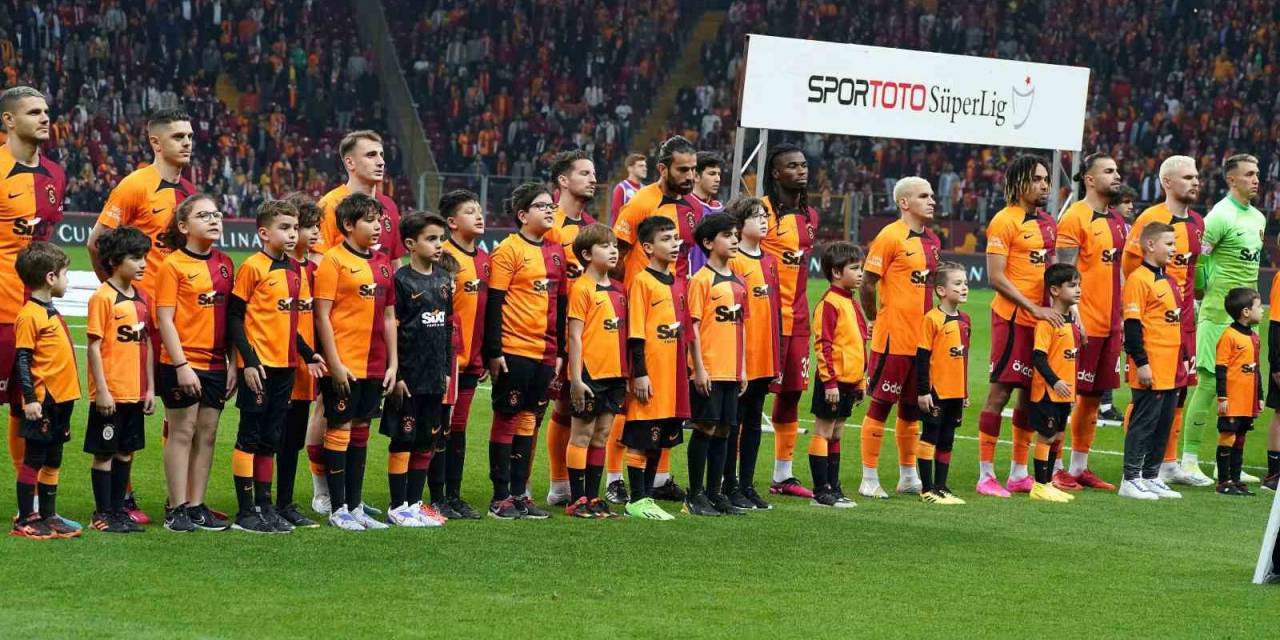 Galatasaray’da 4 Değişik