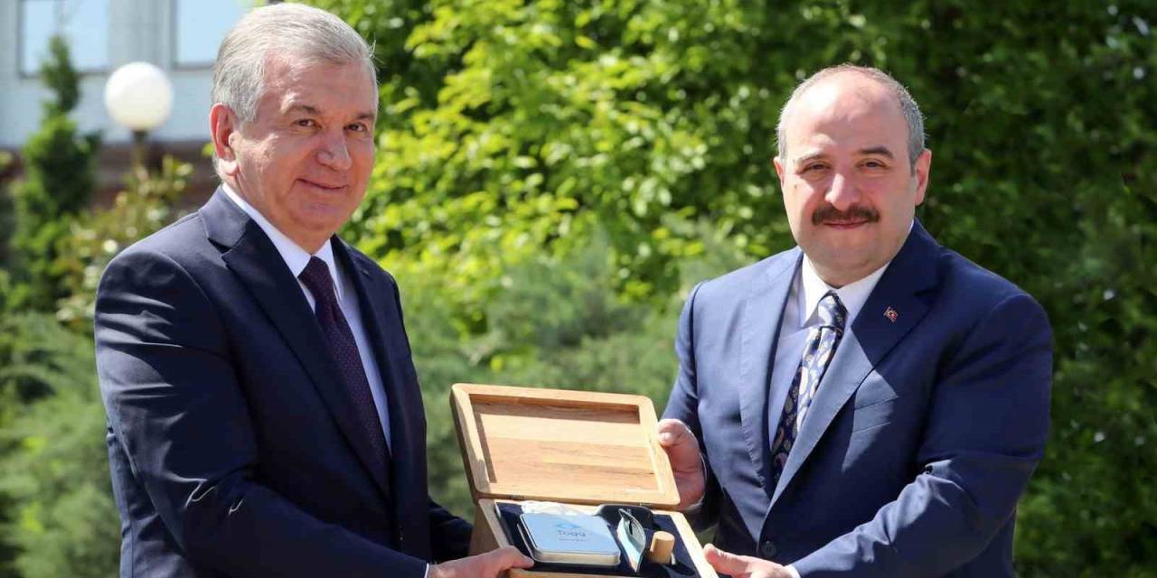 Bakan Mustafa Varank’tan Bursaspor’a Destek