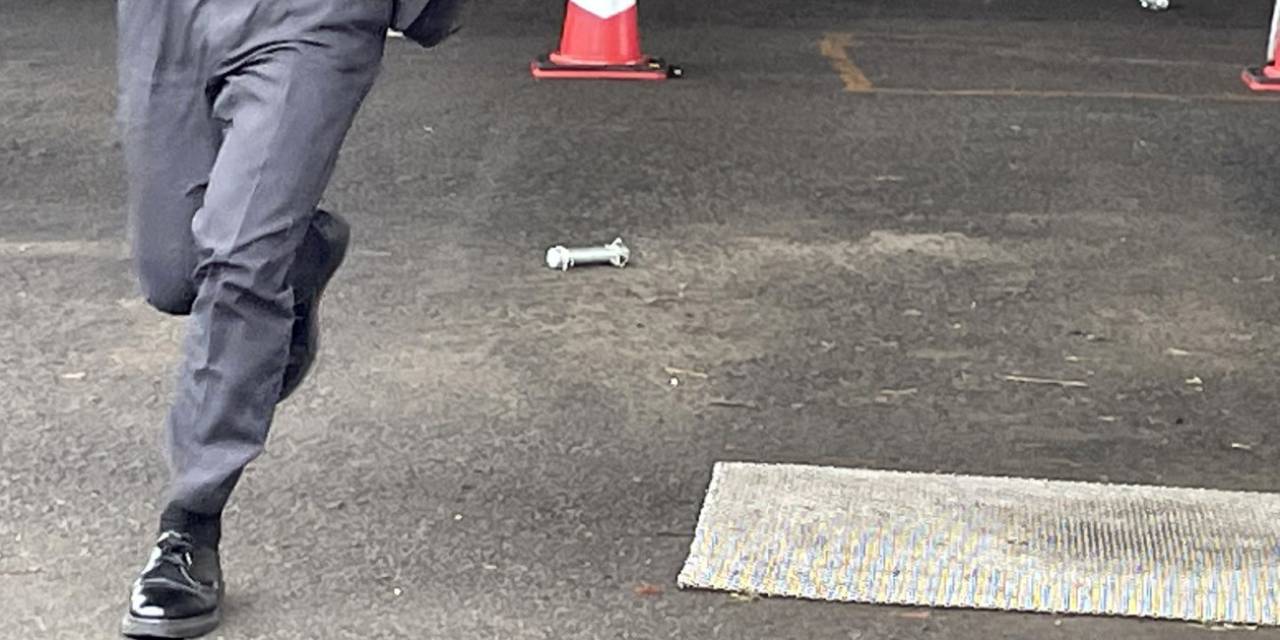 Japonya Başbakanı Kishida’nın Seçim Konuşması Öncesinde Korkutan Patlama