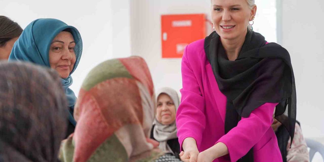 Başkan V. Subaşı Ramazan Mukabelesine Katılan Kadınlar İle Buluştu