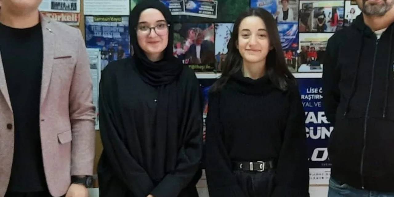 Afyonkarahisarlı Öğrenciler Tübitak Yarışmasında Türkiye Birincisi Oldu