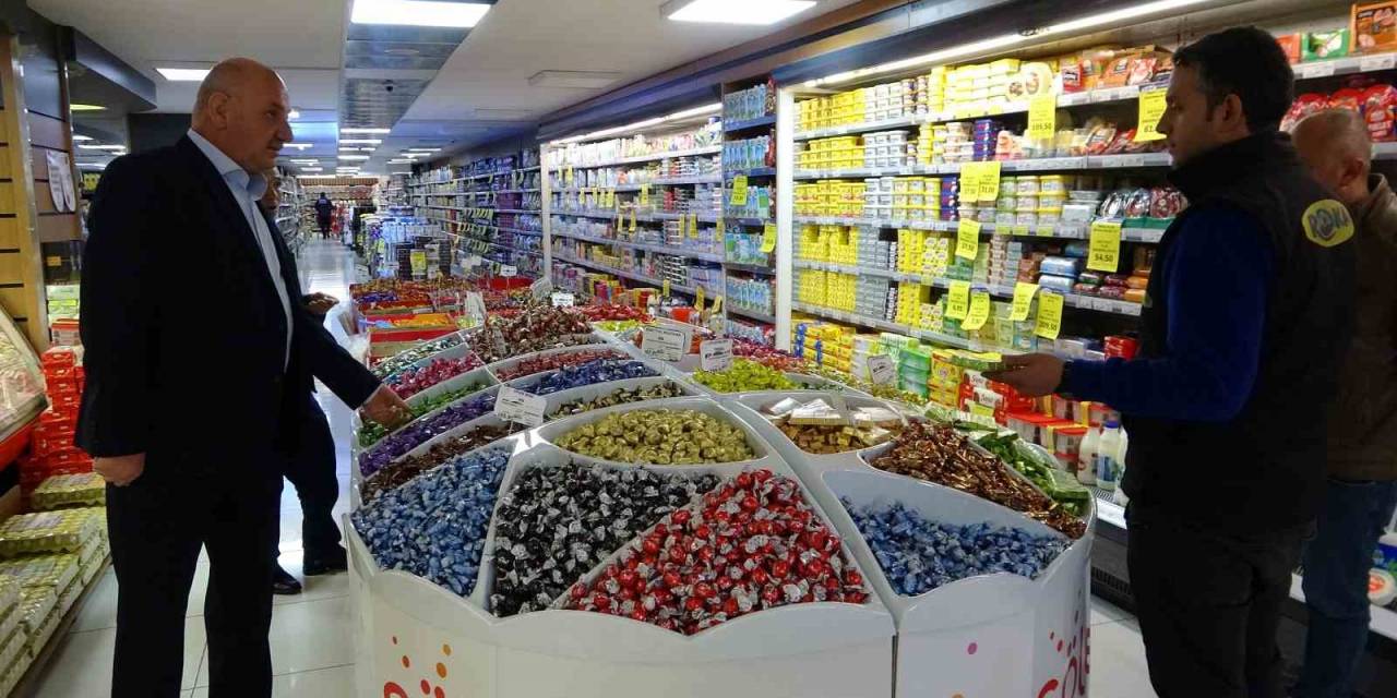 Van’da Bayram Alışverişi Başladı