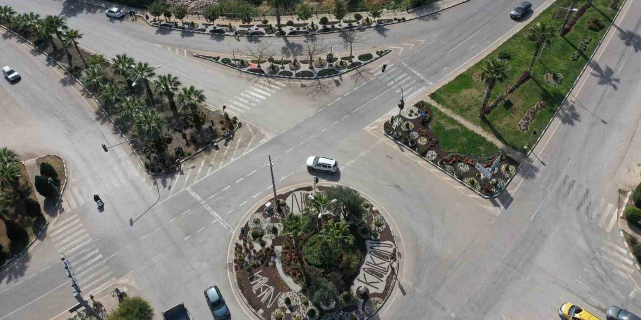 Kaş Kalkan’daki Peyzaj Çalışmasında 4 Bin Bitki Dikildi