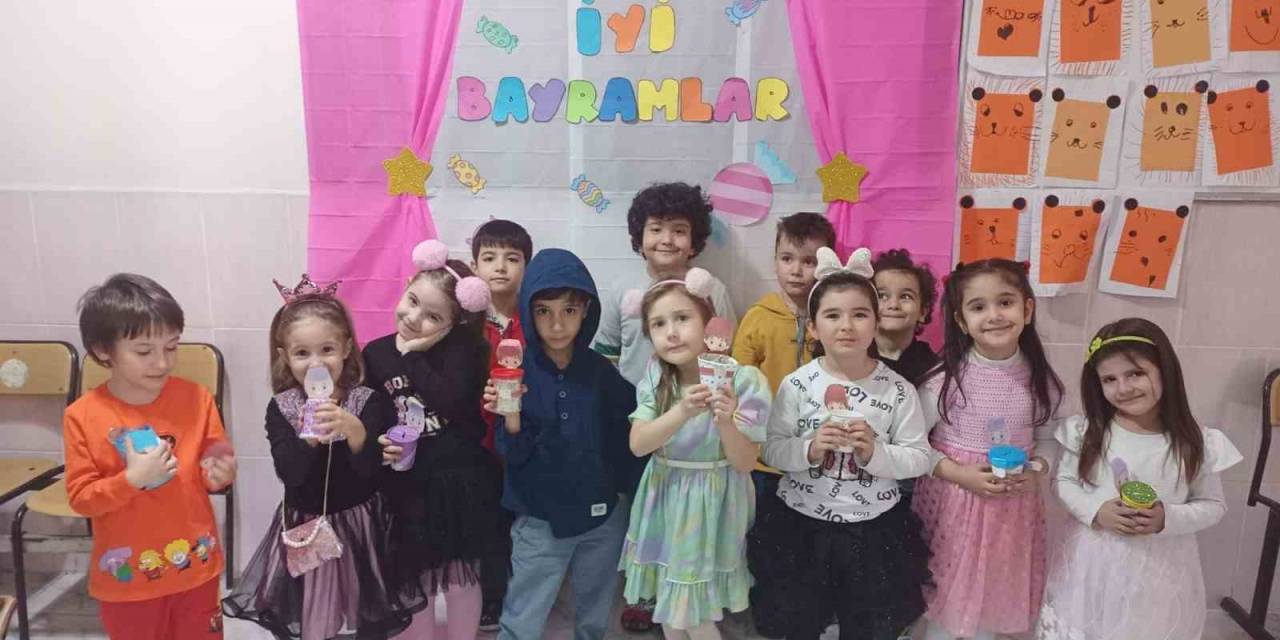 Gedizli Minik Yüreklerden Anlamlı Bağış