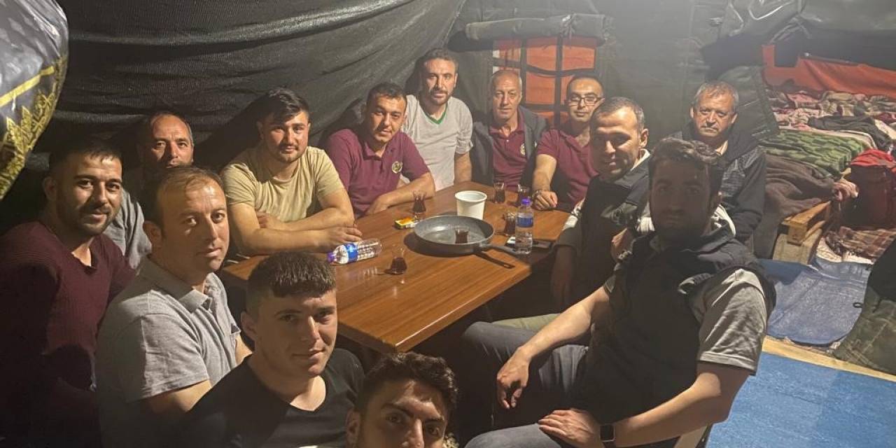 Gedizli Ekip Deprem Bölgesinde Çalışmalarına Devam Ediyor