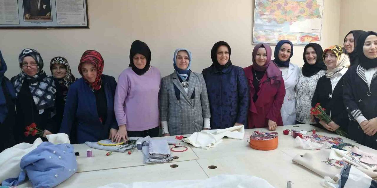 Ak Parti İstanbul Milletvekili Adayları Sahada