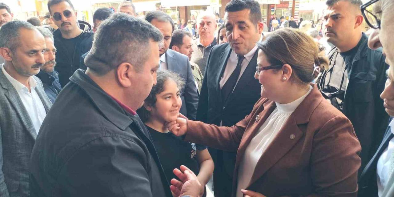 Bakan Yanık: "60 Yıl Önce Devrim Arabalarına Yaptıklarını Şu An Togg’a Yapıyorlar"