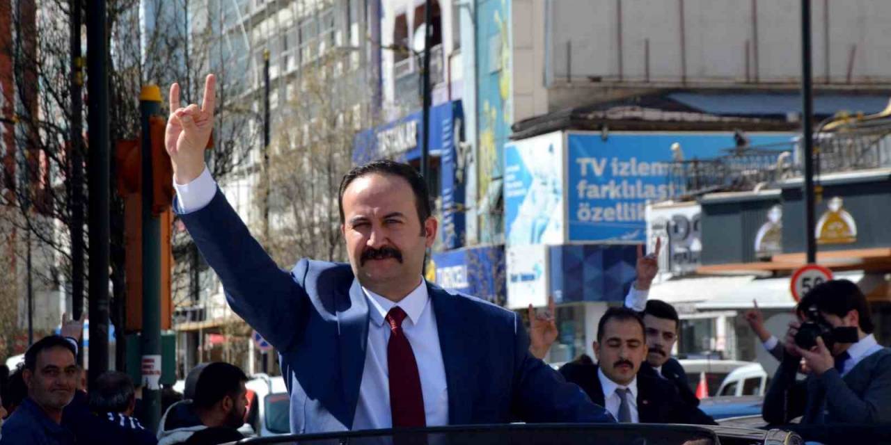 Mhp Sivas Milletvekili Adayı İpek: “ Halkımızın, Esnafımızın, Çiftçimizin, Sanayicimizin Yanındayız”