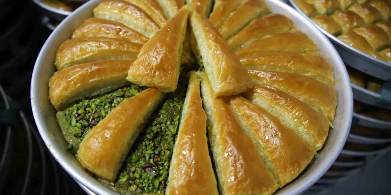 Baklavacıların Bayram Yoğunluğu Başladı