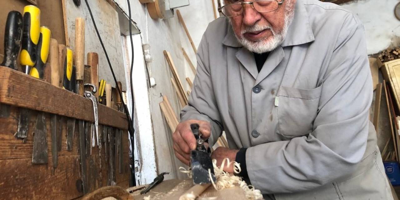 Beypazarı’nın Emektar Marangozu 70 Yıldır Mesleğini İcra Ediyor