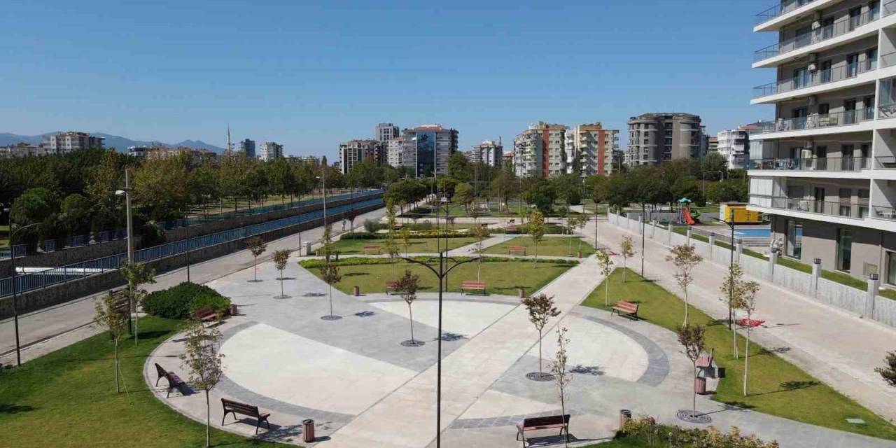 Bayraklı’nın Modern Parkı Açılıyor