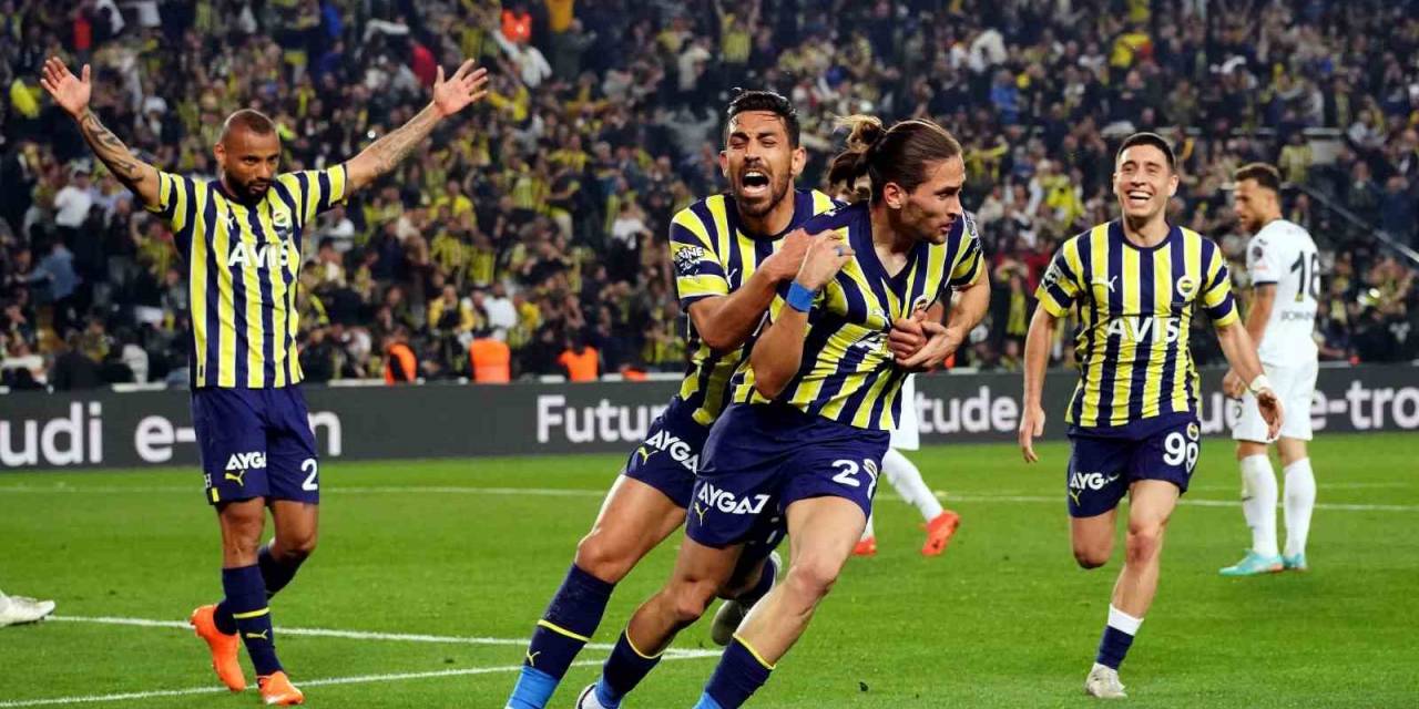 Fenerbahçe, Geriye Düştüğü Maçlarda 20 Puan Topladı