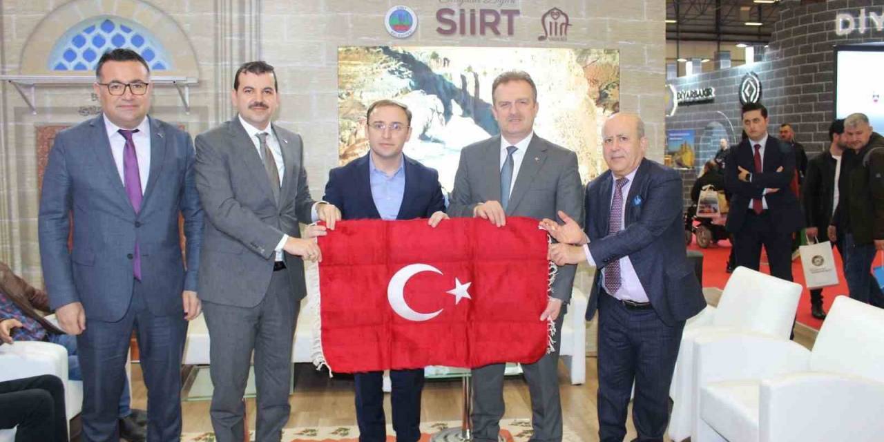 Emitt’te Açılan Siirt Standı, Yoğun İlgi Gördü