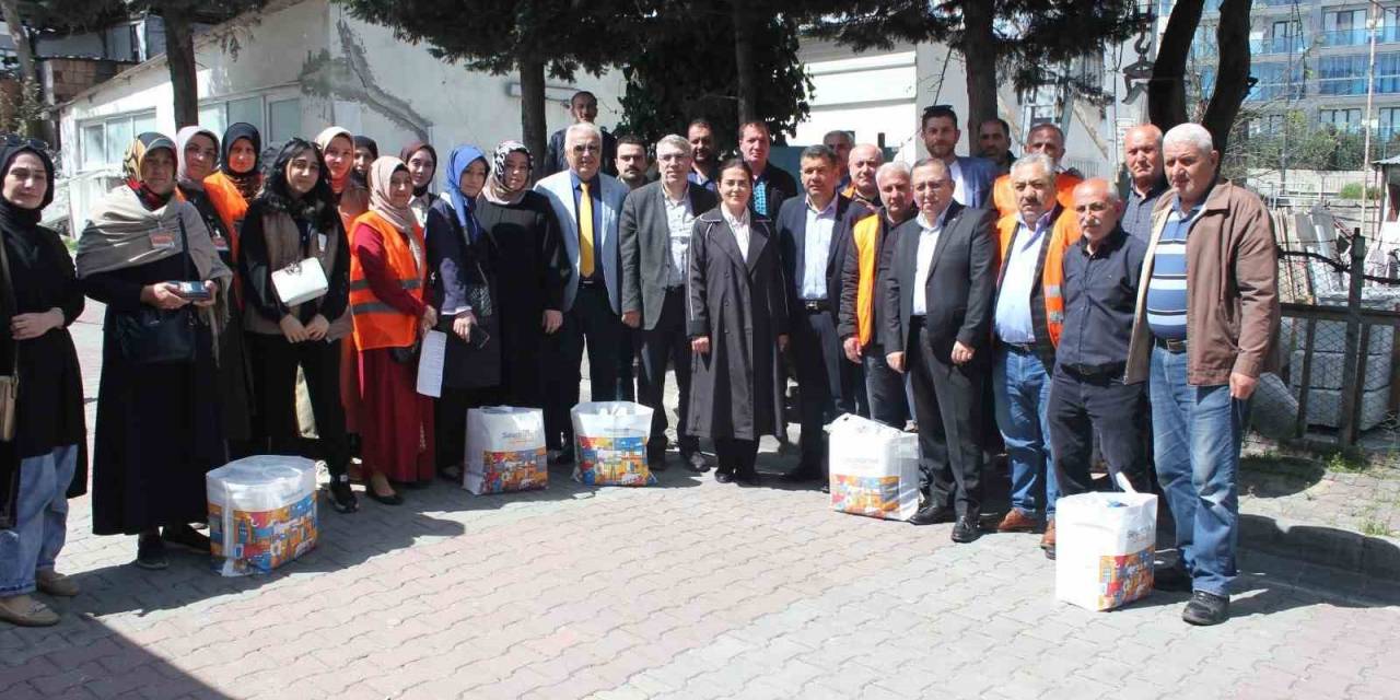 Ak Parti’den Yeni Rekor: 2 Günde 1 Milyon Hane Ziyareti