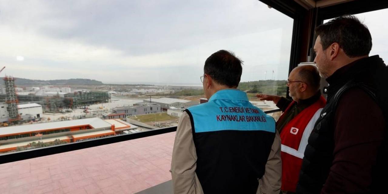 Bakan Dönmez, Dev Açılış Öncesi Filyos’ta İncelemede Bulundu