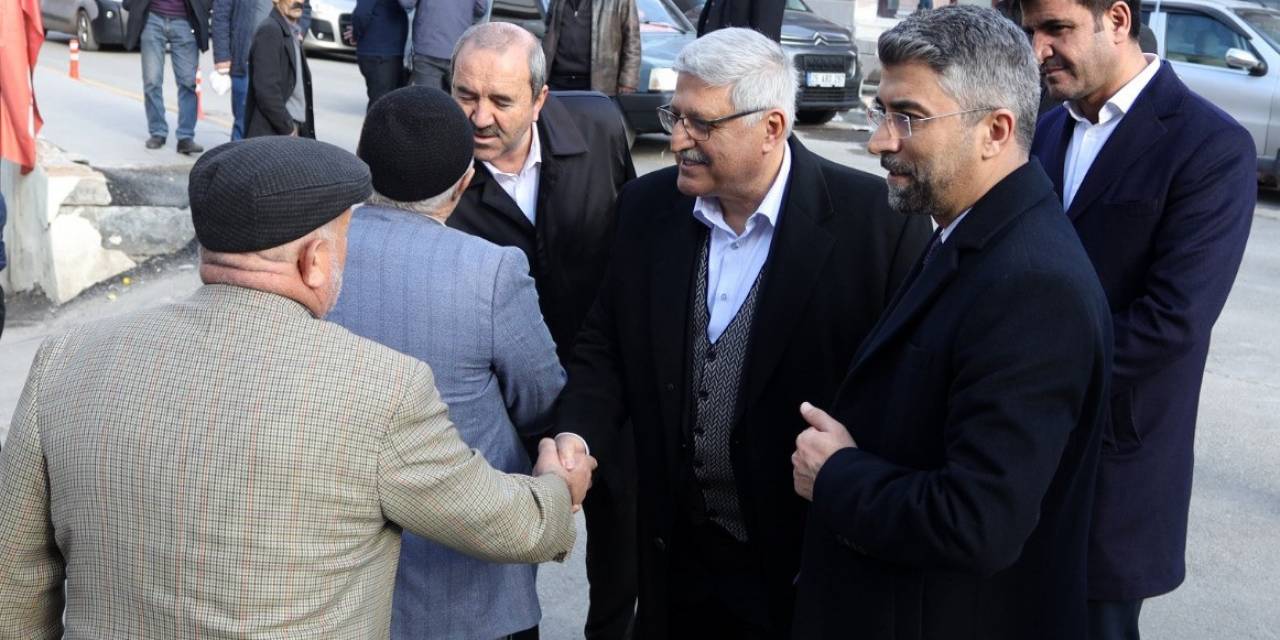 Ak Parti’de Yedi Koldan Saha Çalışması