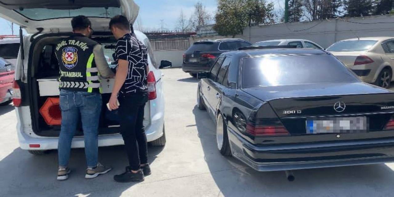 Esenler’de Drift Yapan Sürücüye Para Cezası