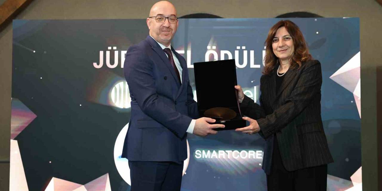 Assan Panel’in Smartcore Teknolojisine Altın Çekül’den Jüri Özel Ödülü