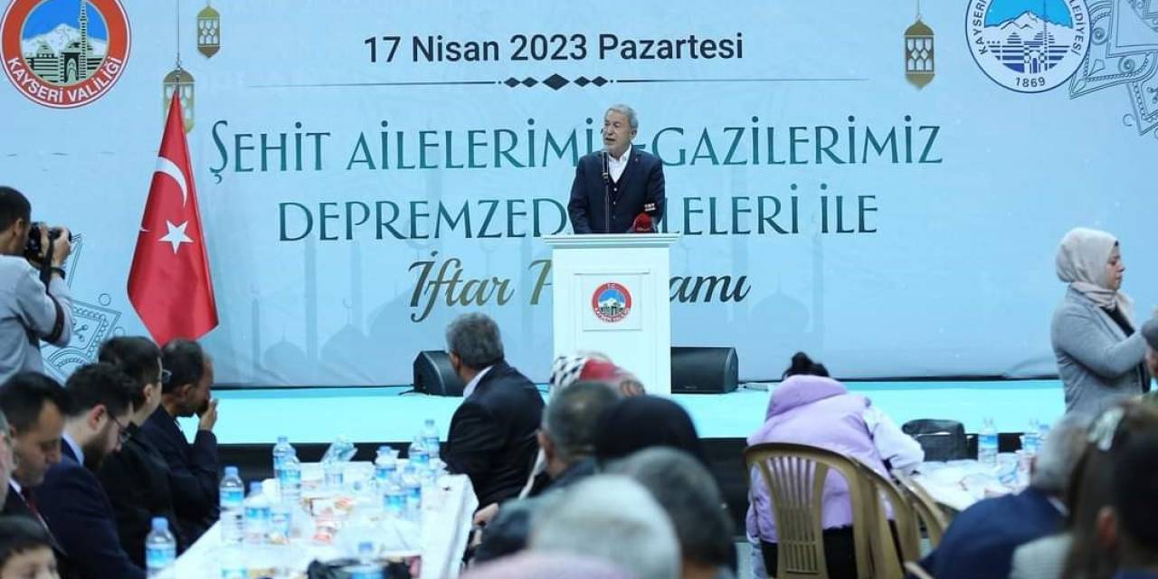 Bakan Akar: "suriye’nin Kuzeyinde Etkisiz Hale Getirilen Terörist Sayısı 12’ye Yükseldi"