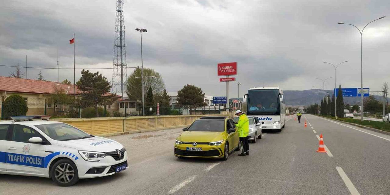 Kütahya’da Ramazan Bayramı Süresince Trafik Tedbirlerinde 375 Ekip Ve 753 Personel Görev Yapacak