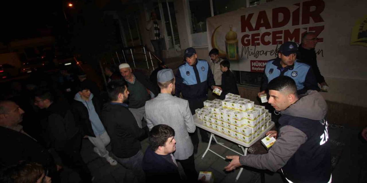 Belediye Kandil Geleneğini Bozmadı
