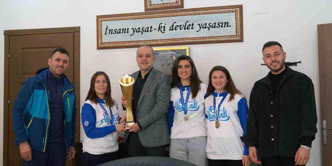 Hisleri İle Türkiye Şampiyonu Oldular