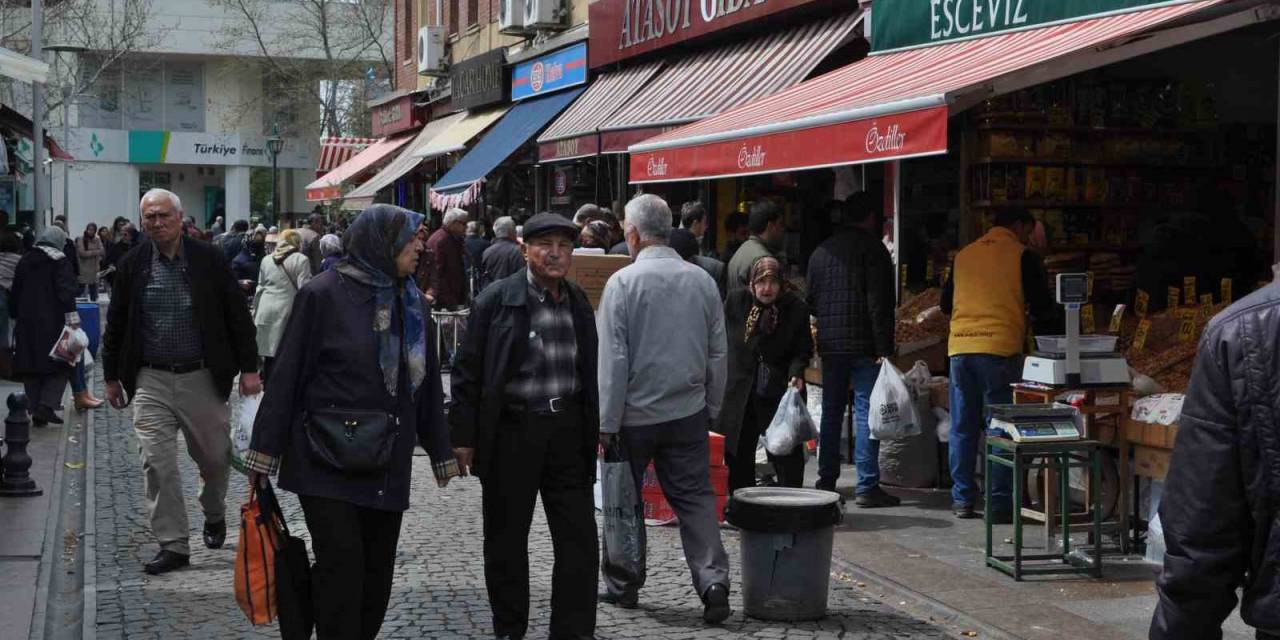 Esnafın Bayram Yoğunluğu Başladı