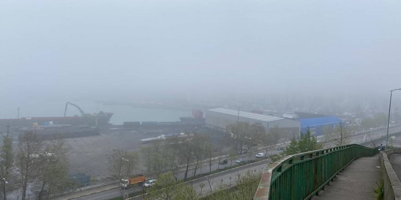 Zonguldak Sis Altında Kaldı