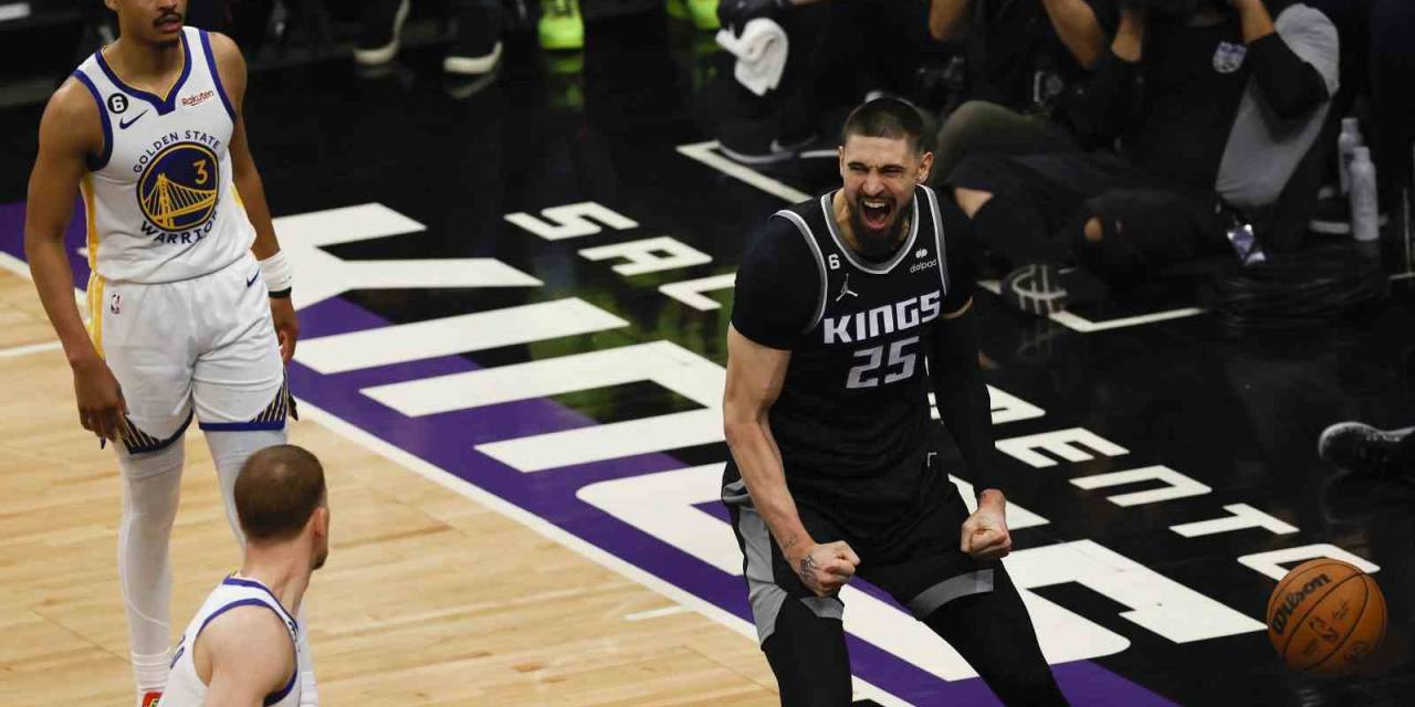 Sacramento Kings, Golden State Karşısında Seride Durumu 2-0 Yaptı