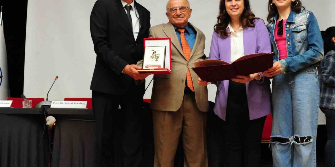 Aydınlanma Onur Ödülü Yakup Kepenek’e Verildi