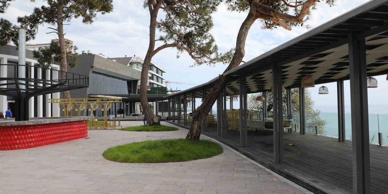 Yenilenen Bülent Ecevit Kültür Merkezi, Antalyalıların Hizmetinde