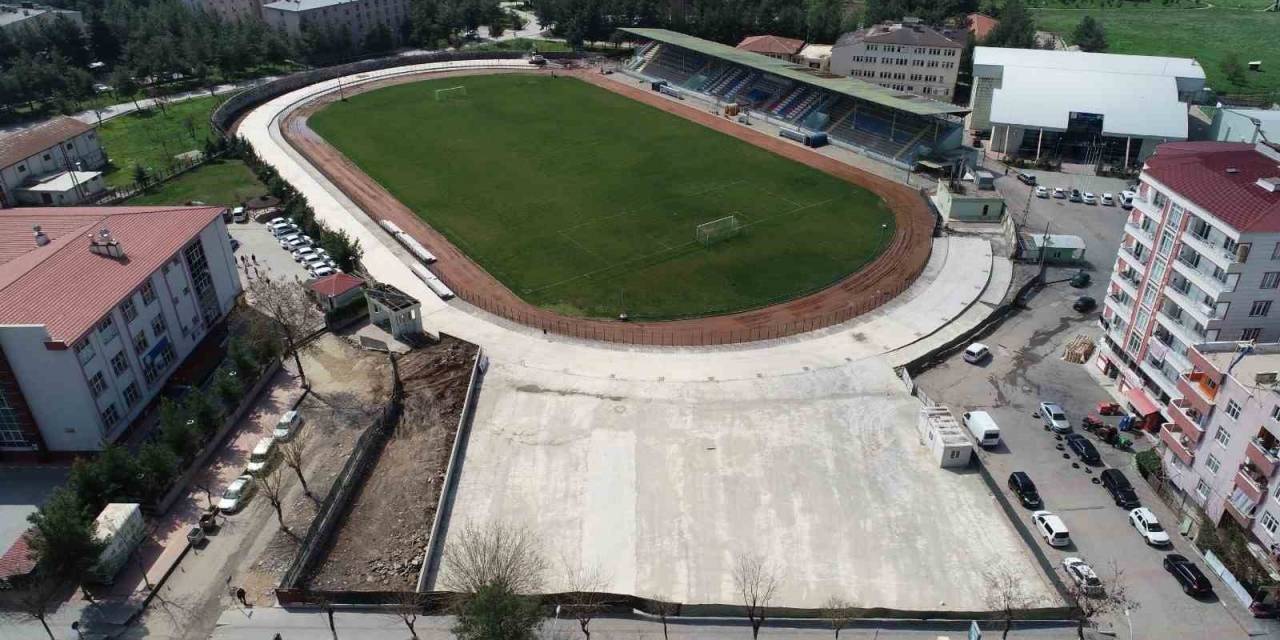 Siirt Modern Stada Kavuşuyor