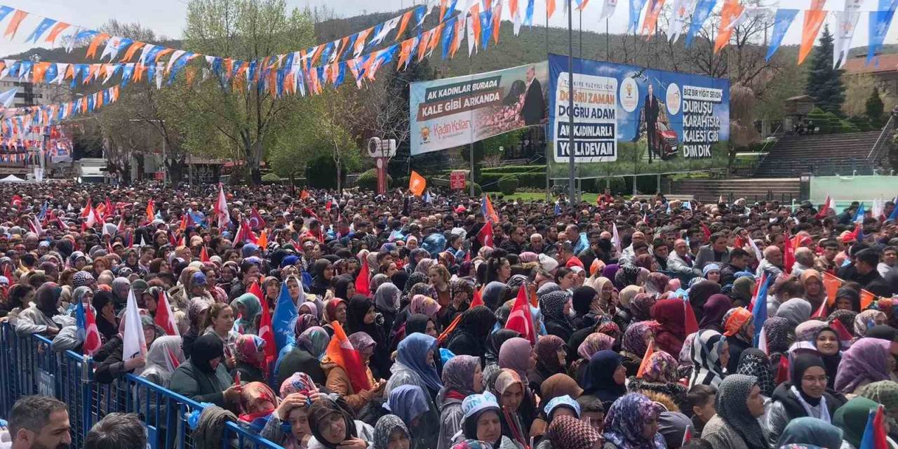 Cumhurbaşkanı Erdoğan, Afyonkarahisar’da Vatandaşlara Sesleniyor