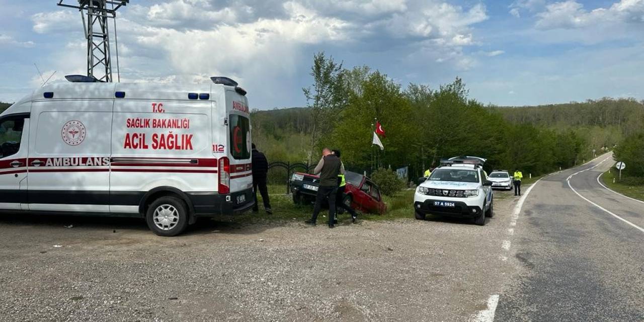 Otomobil Şarampole Girdi: 5 Yaralı
