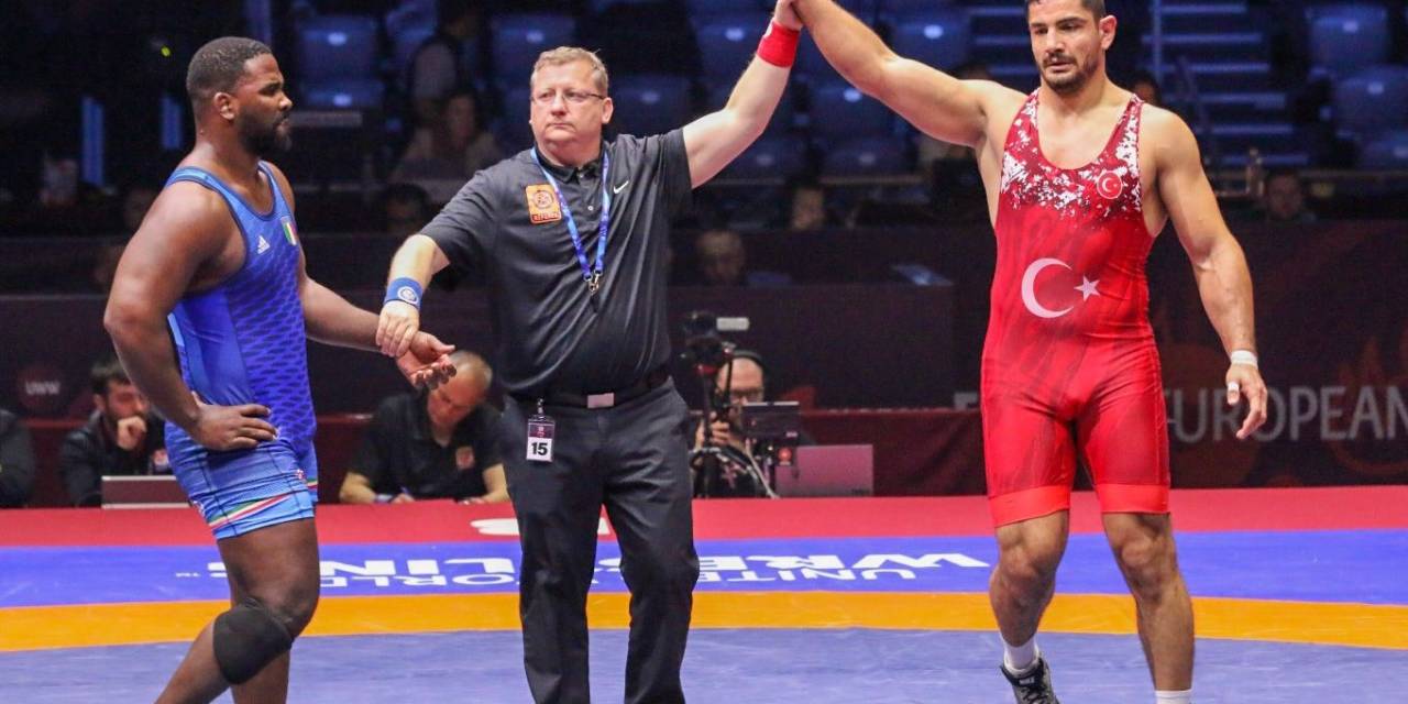 Taha Akgül Ve Feyzullah Aktürk, Avrupa Güreş Şampiyonası’nda Finalde