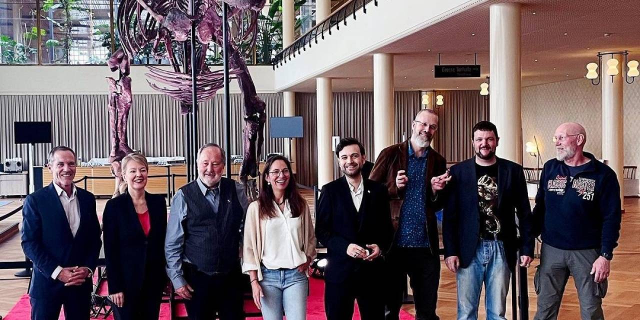 T-rex Cinsi Dinazor İskeleti 6 Milyon Dolardan Fazlaya Alıcı Buldu