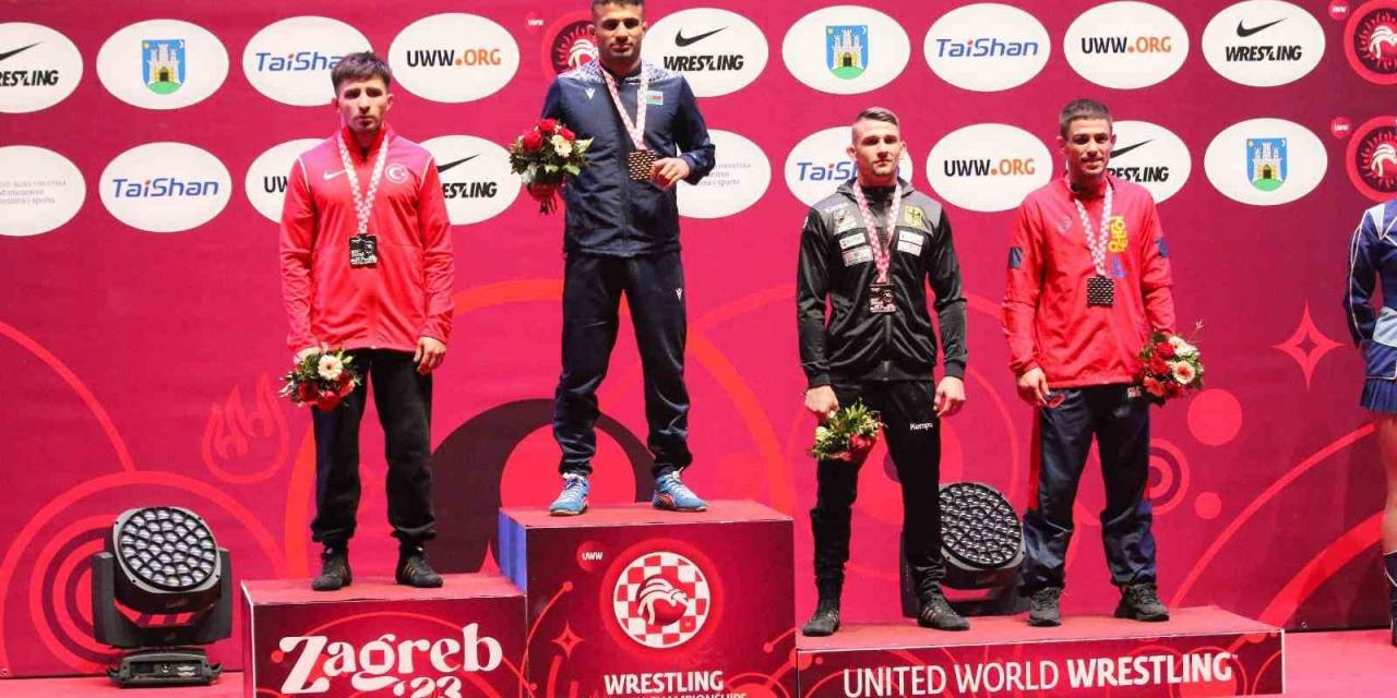 Süleyman Atlı, Gümüş Madalya Kazandı