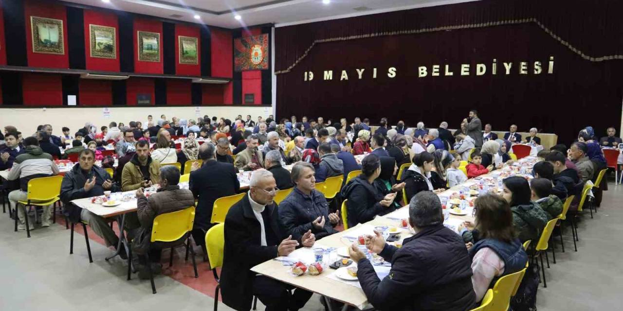 19 Mayıs’ta Depremzede Aileler İftarda Buluştu