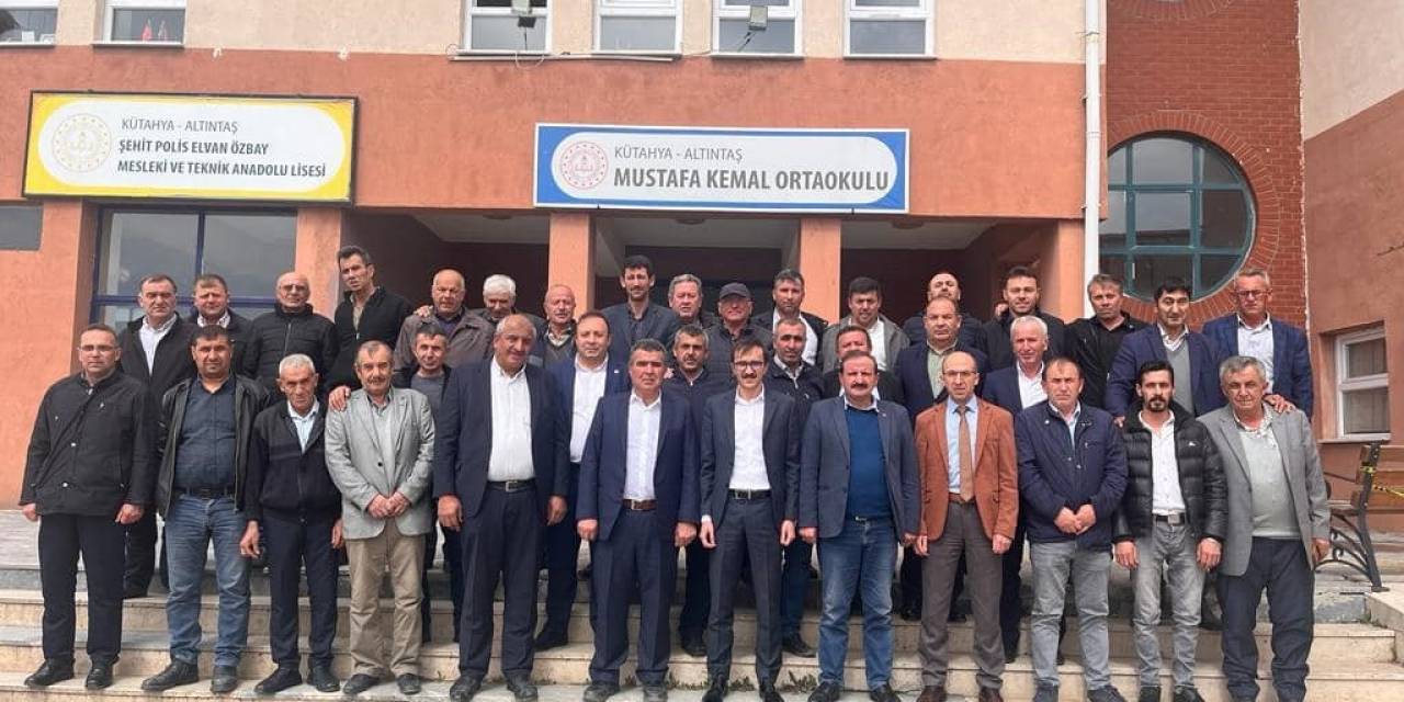 Altıntaş’ta Köylere Hizmet Götürme Birliği Genel Kurul Toplantısı