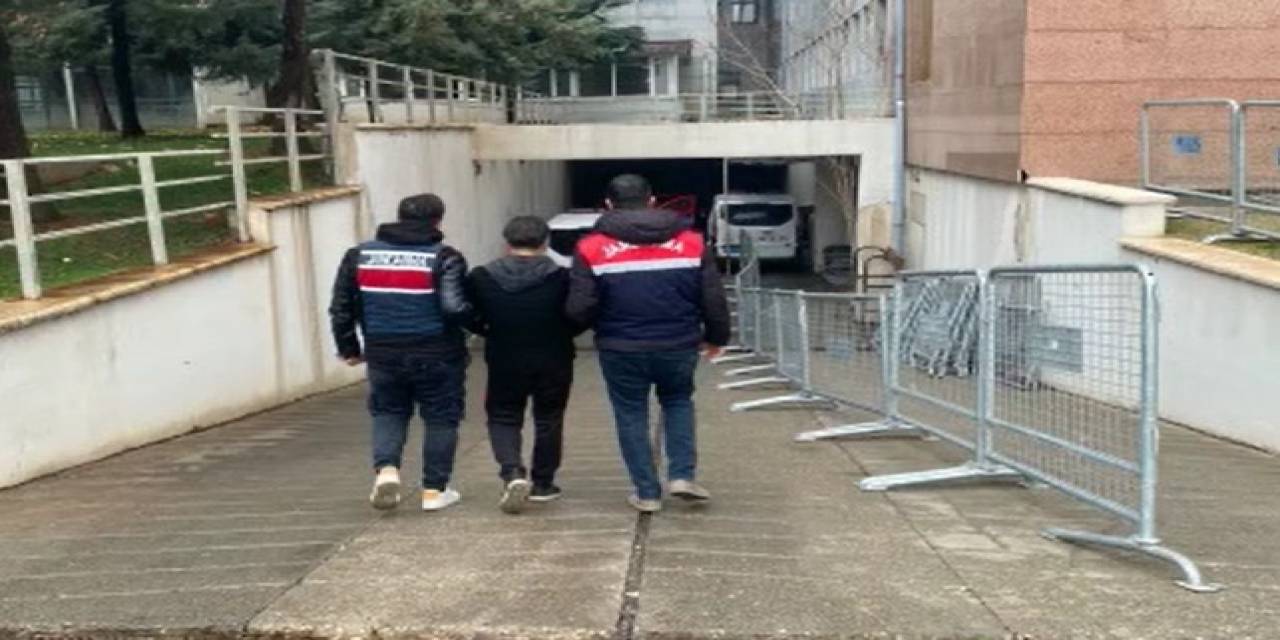 Gazianatep’te Kaçakçılık Ve Uyuşturucu Operasyonları: 5 Şahıs Tutuklandı