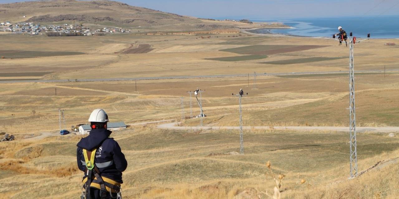 Vedaş Bayrama Hazır