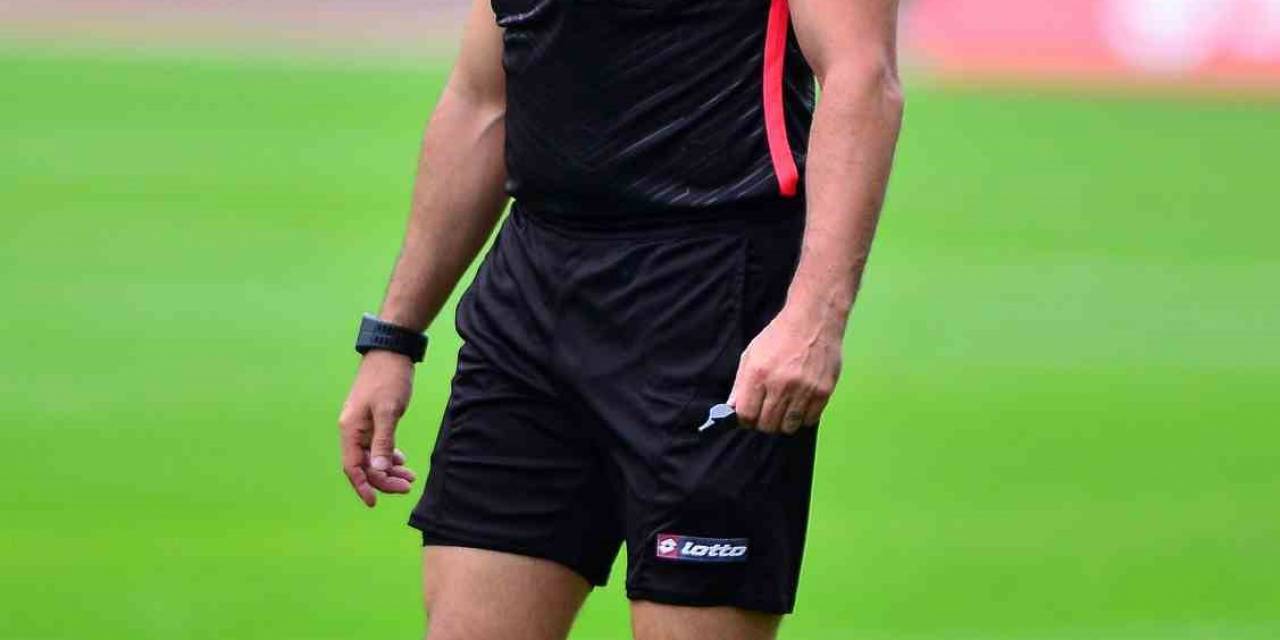 Başakşehir-fenerbahçe Maçının Var’ı Mustafa İlker Coşkun