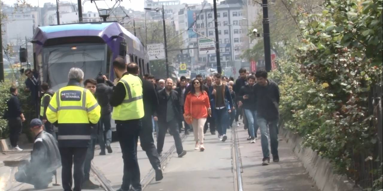 Kabataş-bağcılar Tramvay Hattında Oluşan Hasar Seferlerde Aksamalara Neden Oldu