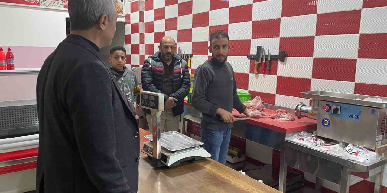 Tahmazoğlu, Bayram Öncesi Zabıta Ekipleri İle Denetim Yaptı