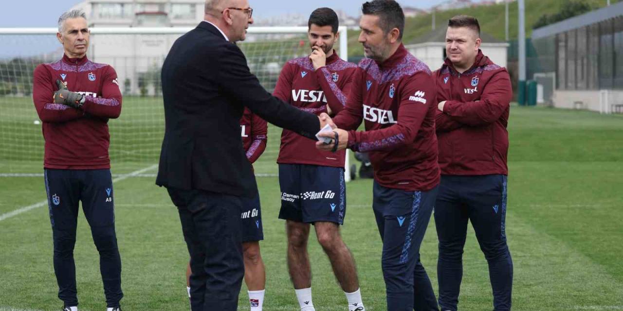 Trabzonspor’un Yeni Teknik Direktörü Nenad Bjelica İlk Antrenmanına Çıktı