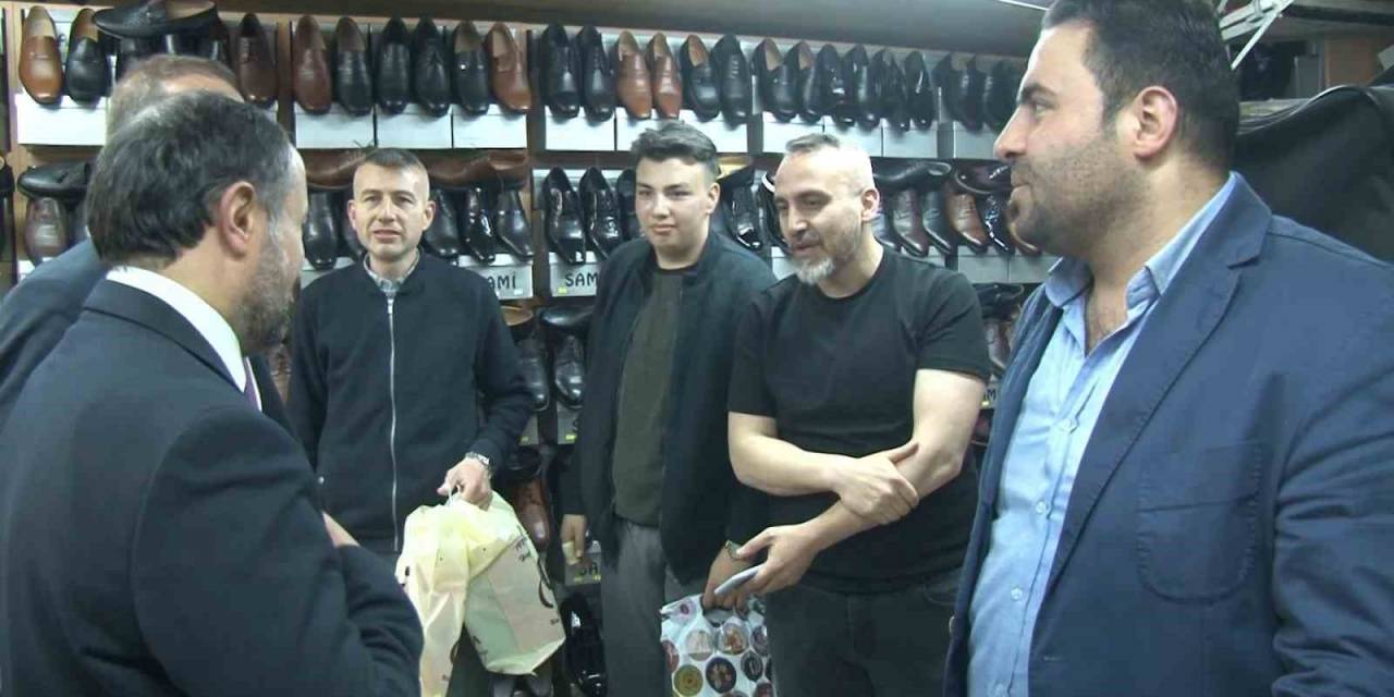 Gaziosmanpaşa’da Esnaftan Ak Parti’li Adaylara Öneri
