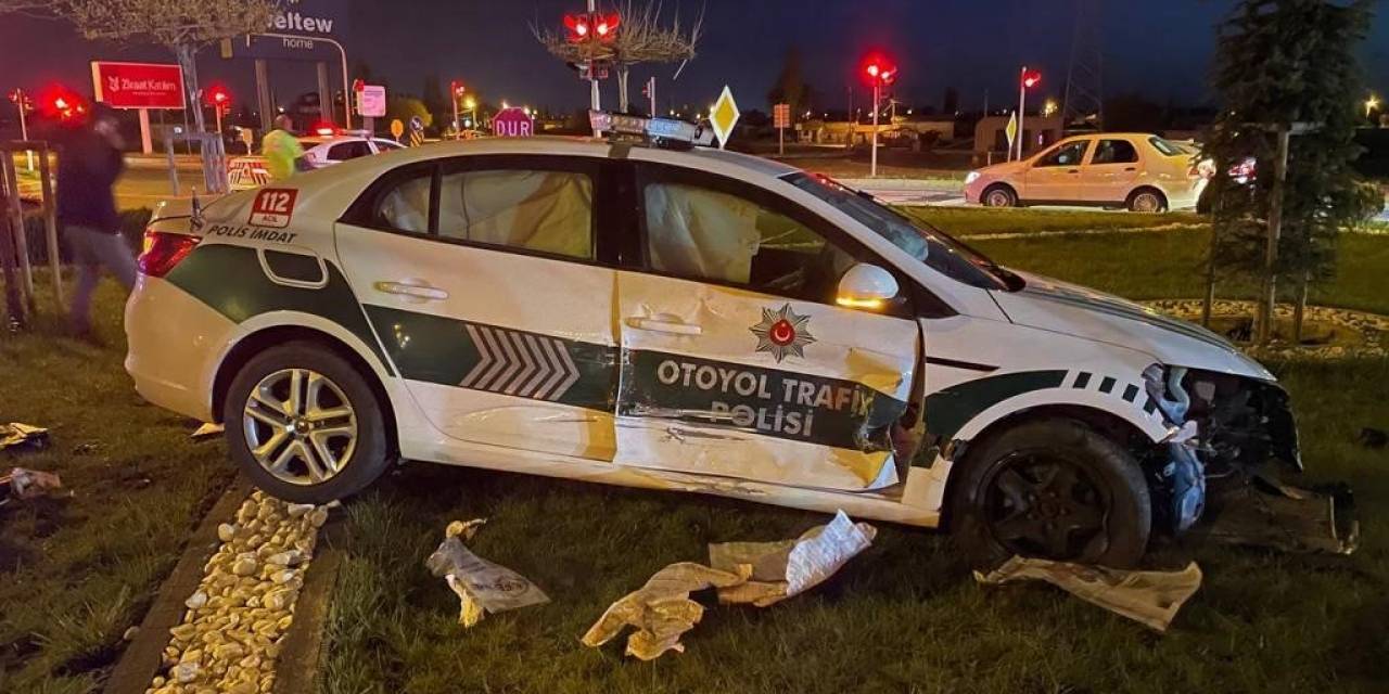 Aksaray’da Polis Aracı İle Otomobil Çarpıştı: 3’ü Polis 6 Yaralı