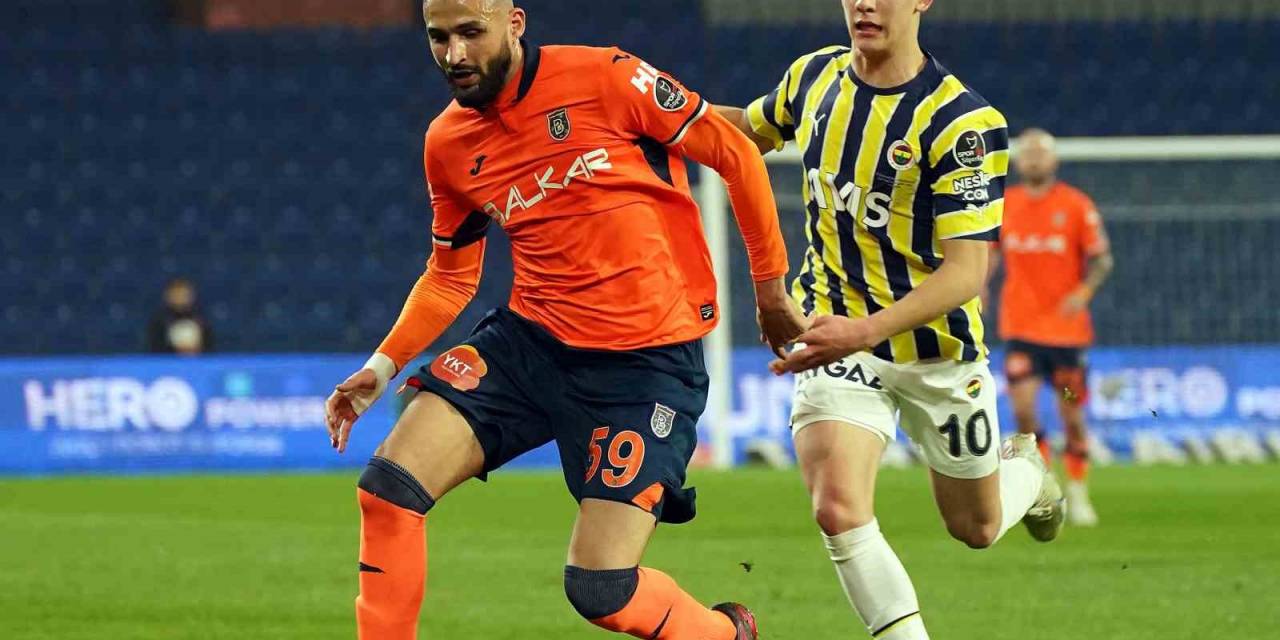 Başakşehir’de 3 Futbolcu Cezalı Duruma Düştü