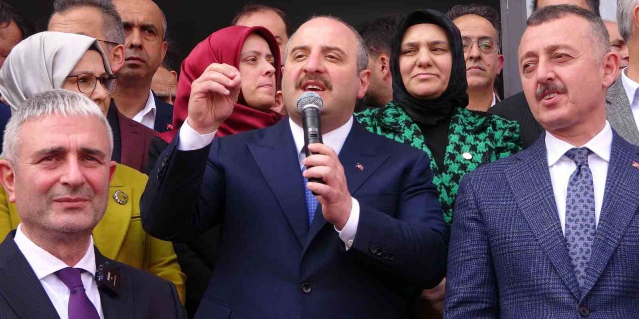 Bakan Varank: "türkiye Gemisini Yolunda Tutabilecek Bir Tane Kaptan Var"